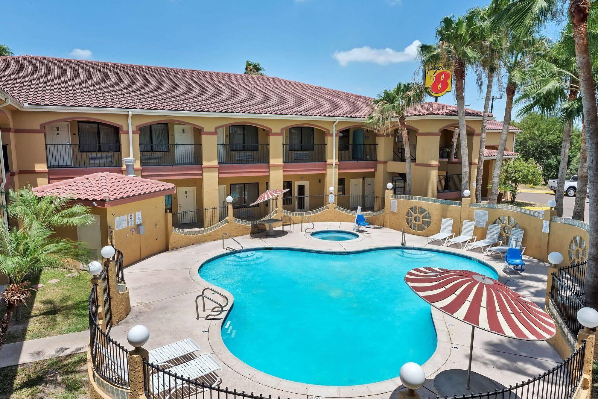 Motel Super 8 By Wyndham